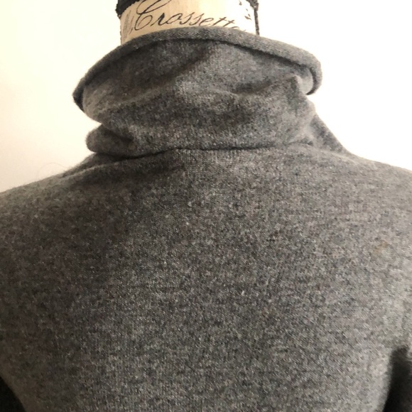 Ann Taylor 3/4 sleeve sweater gray wool/cashmere blend Size Small - Picture 14 of 16